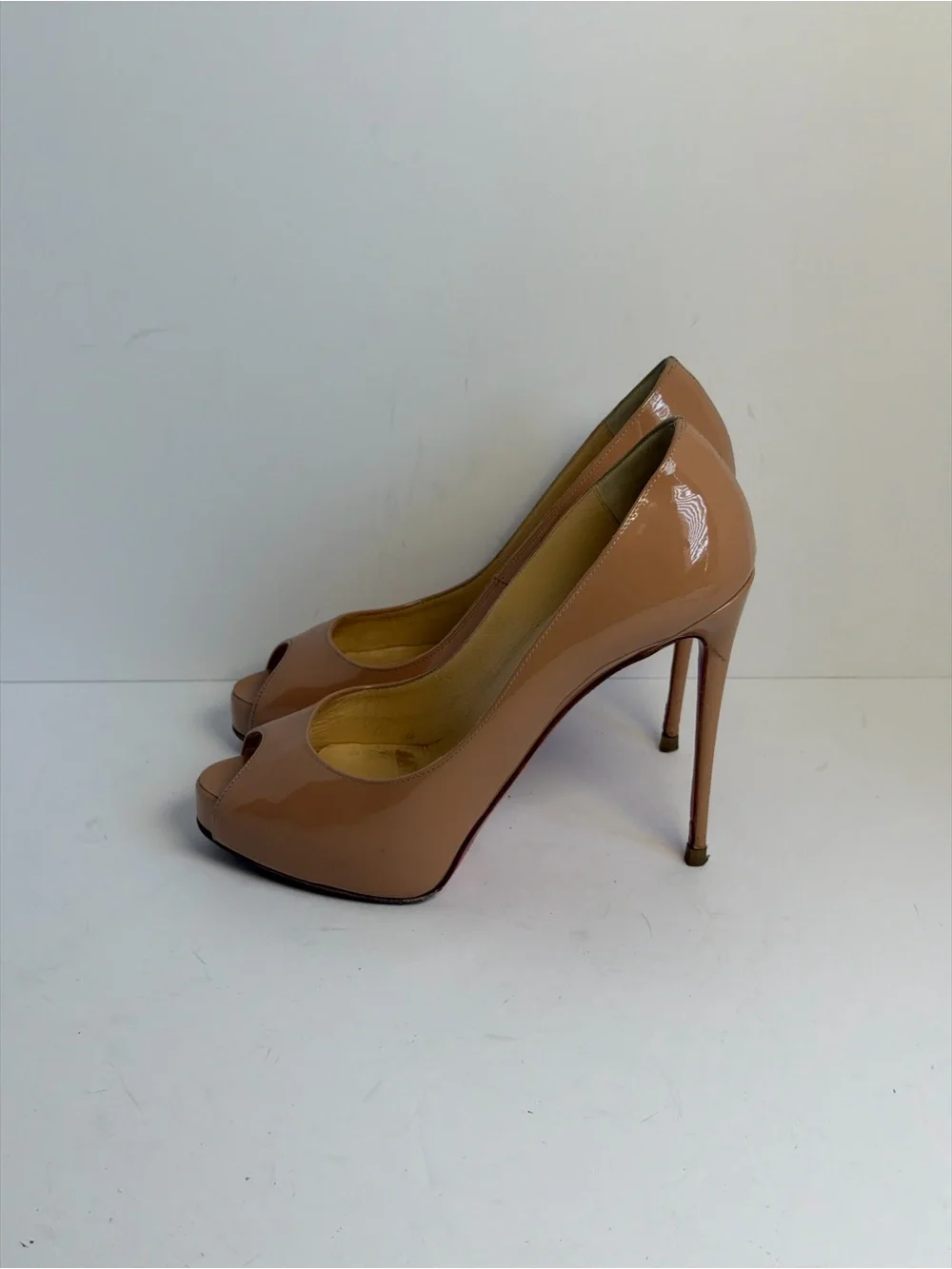 Christian Louboutin New Very Prive Patent Leather Peep Toe Pumps Stiletto Heels